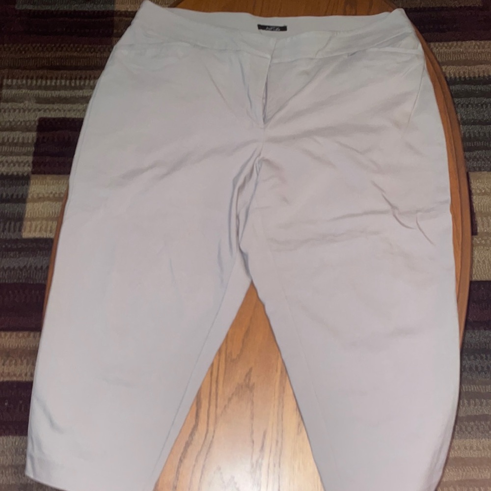 Grey capris.